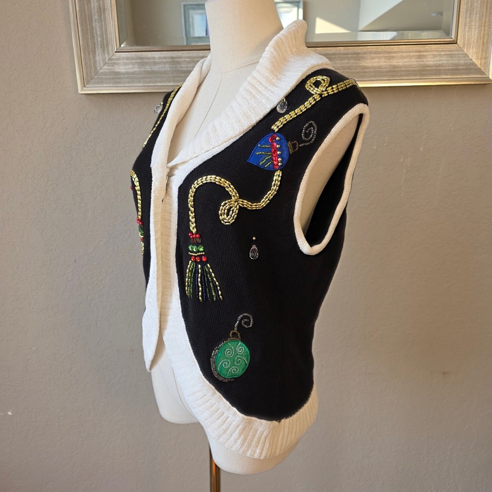 VTG Lisa International Petite PM Christmas Sweater Vest‎ Embellished Ornaments